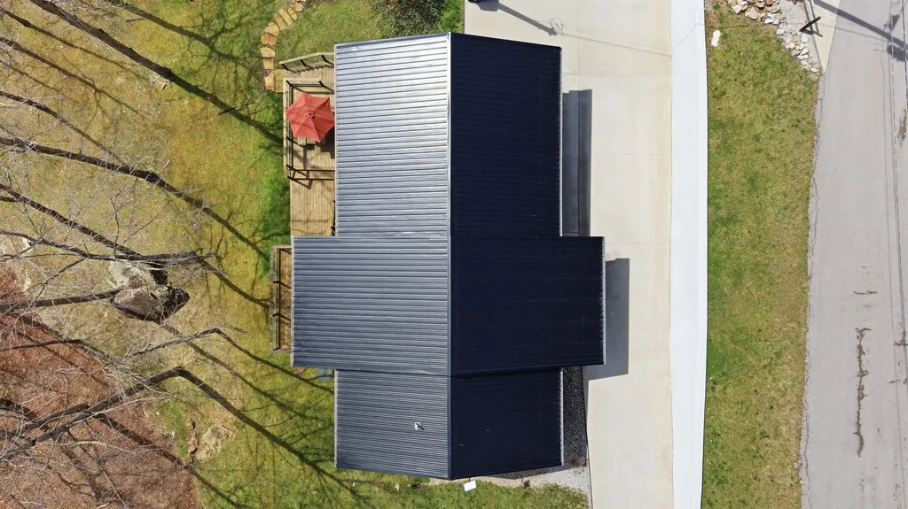 1063 Cliffs Edge Road East Bernstadt KY 40729