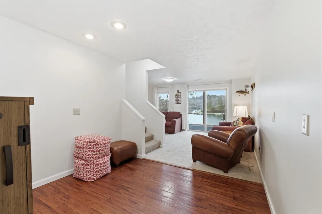 1077 Cliffs Edge Road East Bernstadt KY 40729