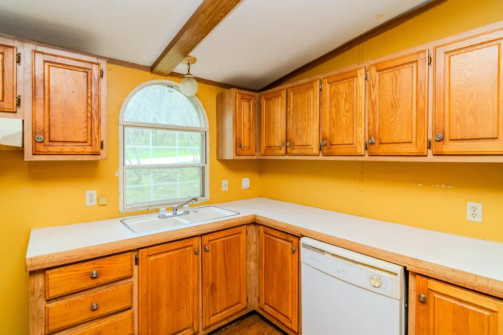 1207 Logan Road Springfield KY 40069