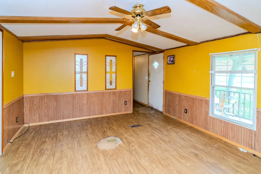 1207 Logan Road Springfield KY 40069