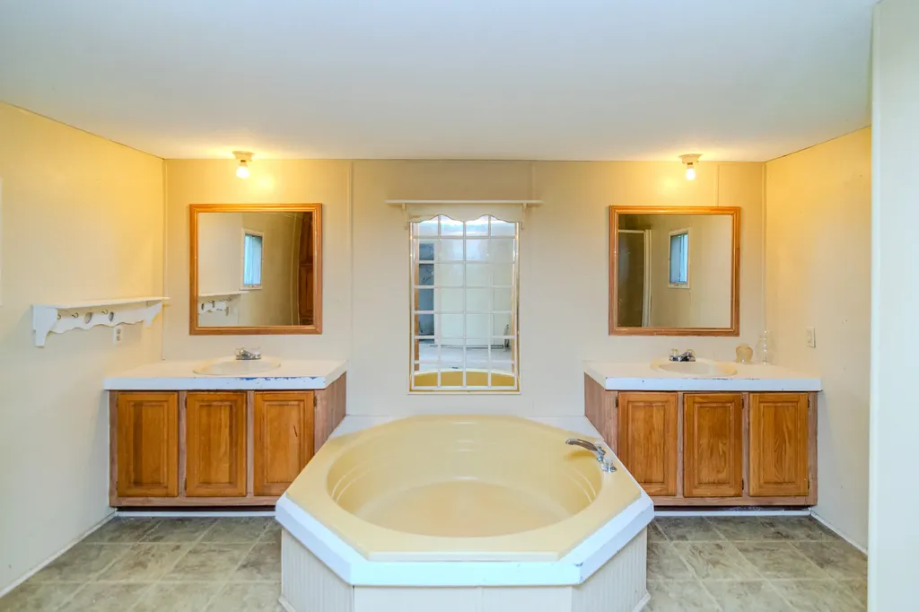 1207 Logan Road Springfield KY 40069