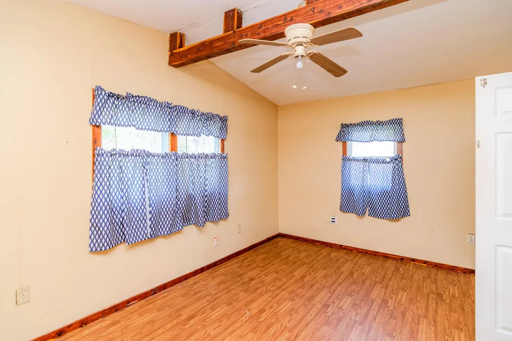 1207 Logan Road Springfield KY 40069