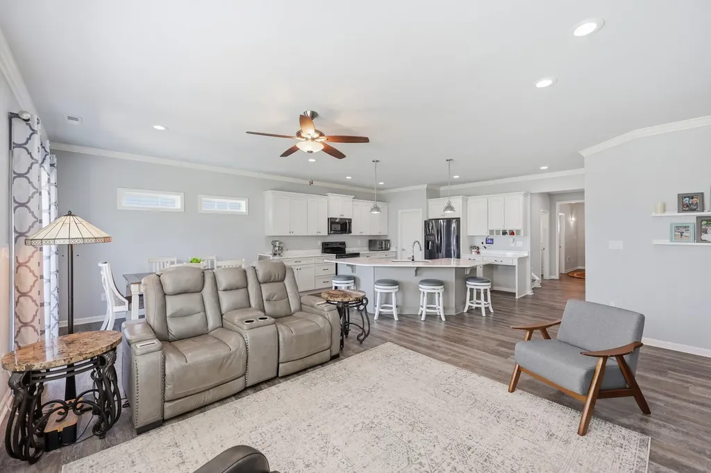 113 Golden Burley Avenue Nicholasville KY 40356