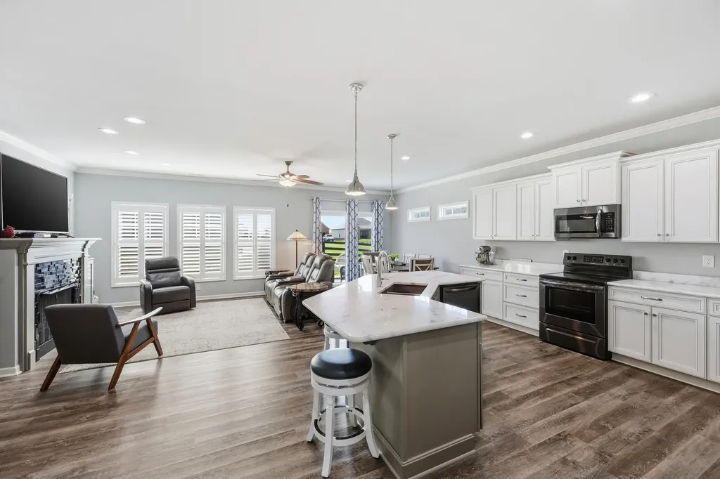 113 Golden Burley Avenue Nicholasville KY 40356