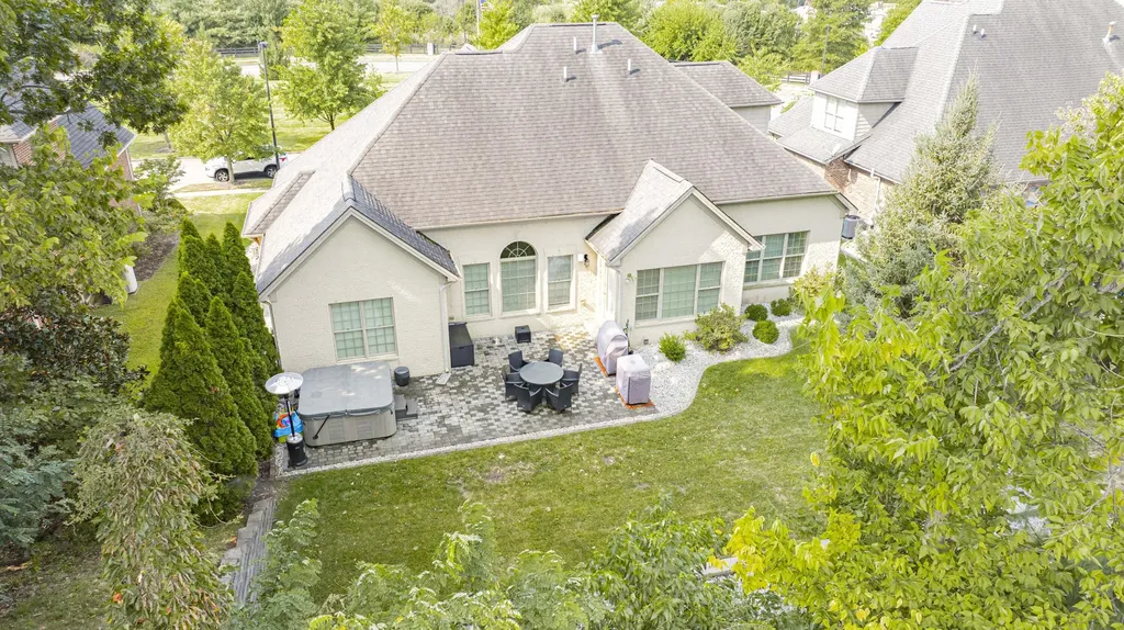 3305 Blackford Pass Lexington KY 40509