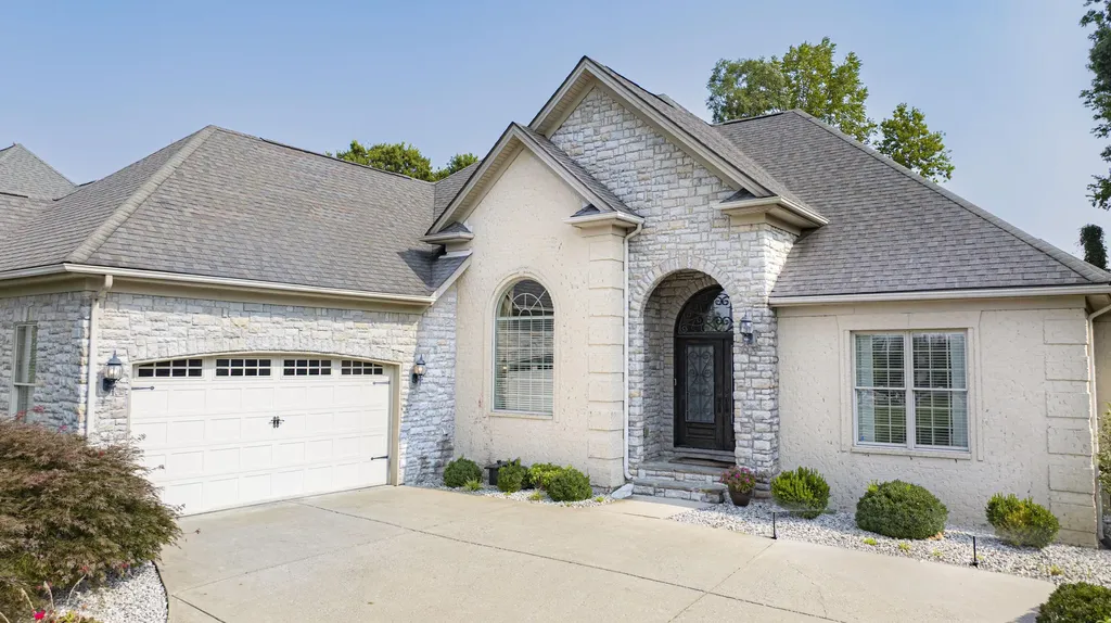 3305 Blackford Pass Lexington KY 40509