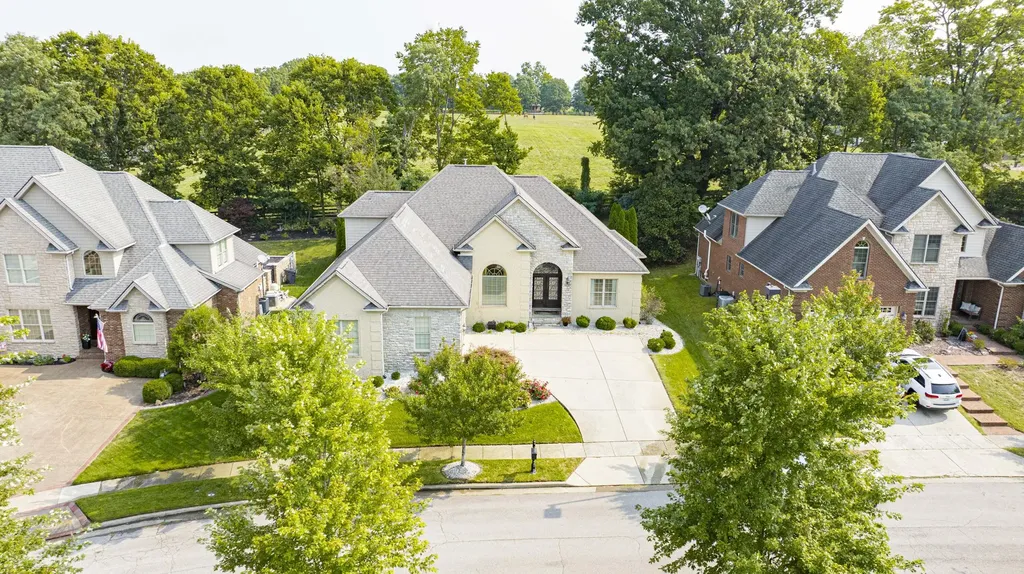 3305 Blackford Pass Lexington KY 40509