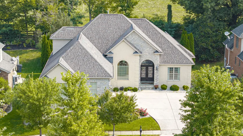 3305 Blackford Pass Lexington KY 40509