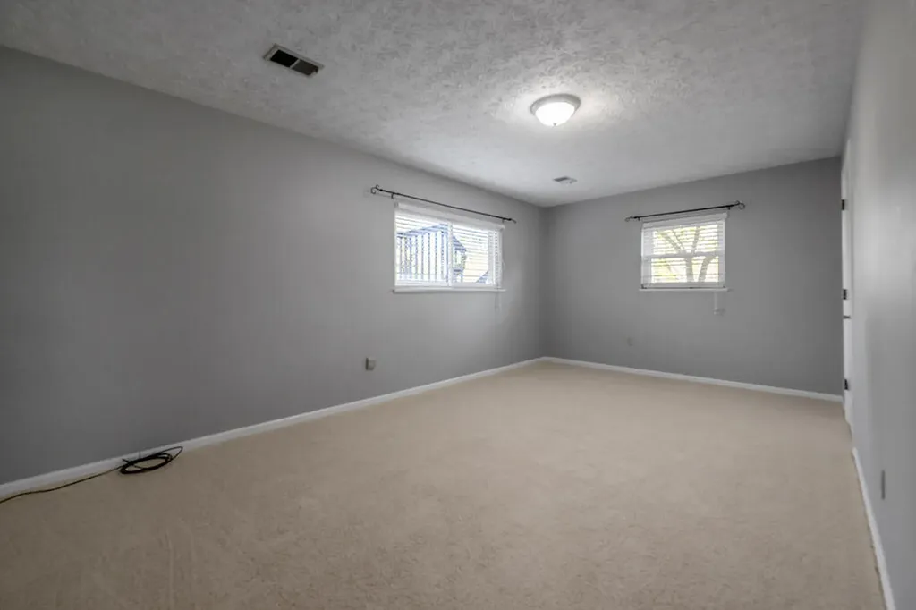 3426 Clays Mill Road Lexington KY 40503