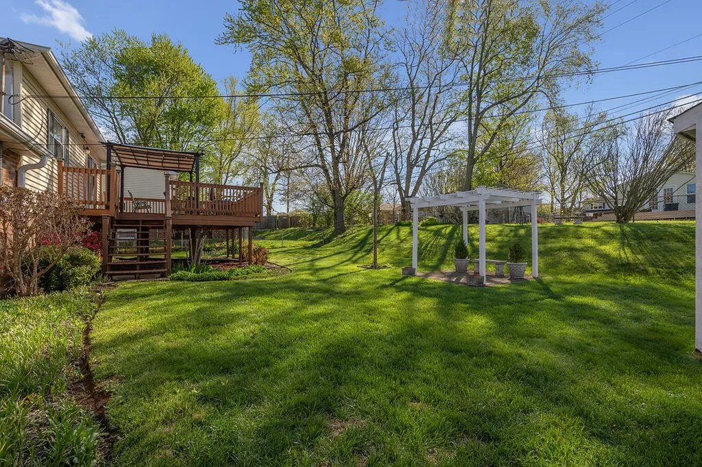 3426 Clays Mill Road Lexington KY 40503