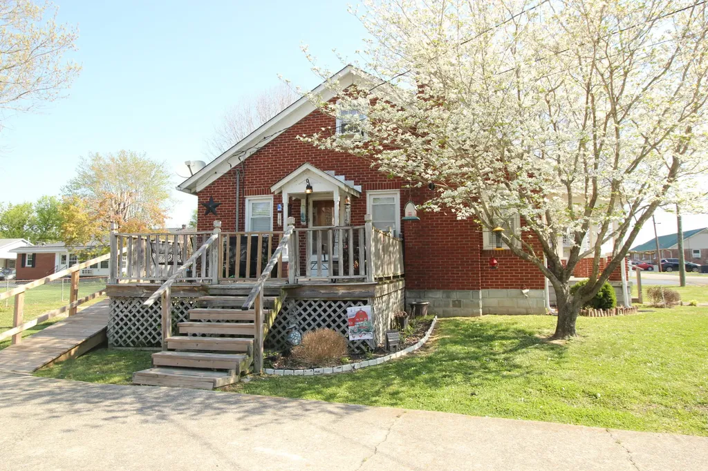 43 Foster Street Liberty KY 42539