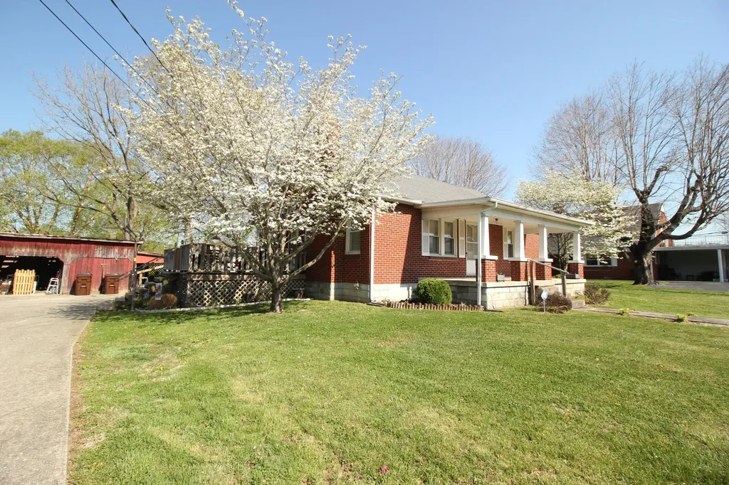 43 Foster Street Liberty KY 42539