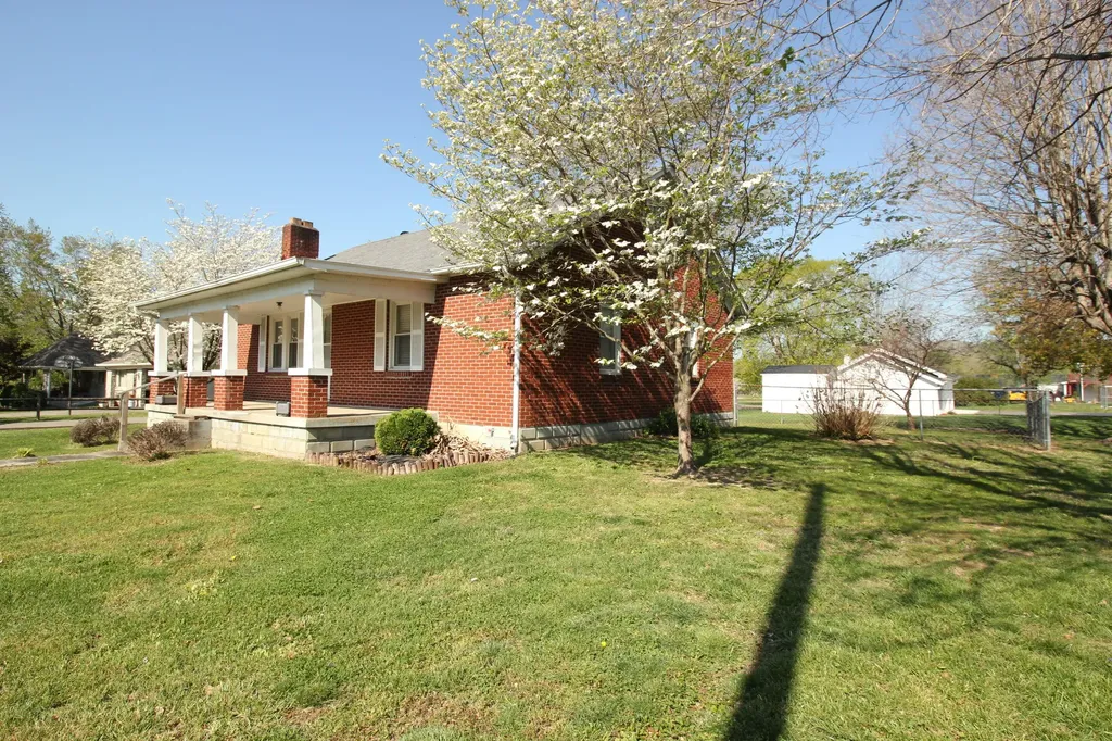 43 Foster Street Liberty KY 42539
