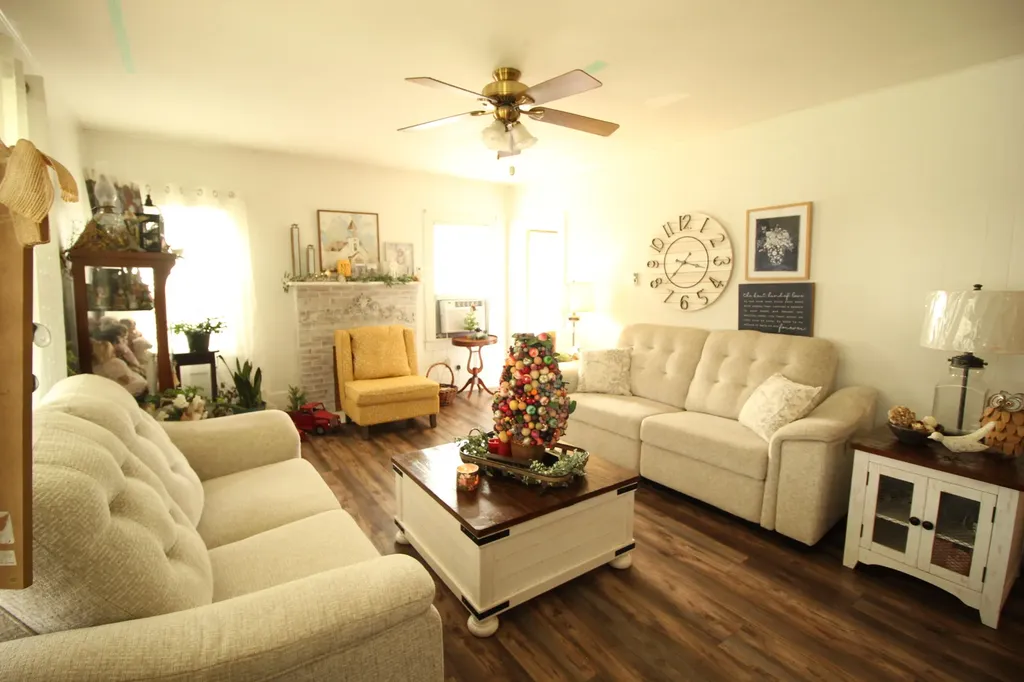 43 Foster Street Liberty KY 42539
