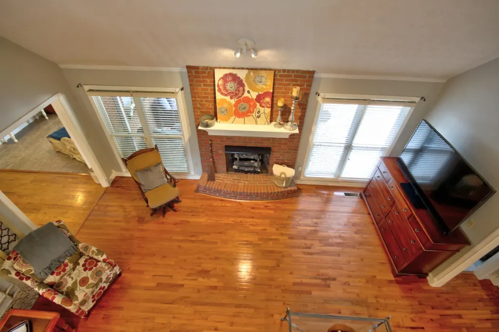 3734 Oak Hill Road Somerset KY 42503