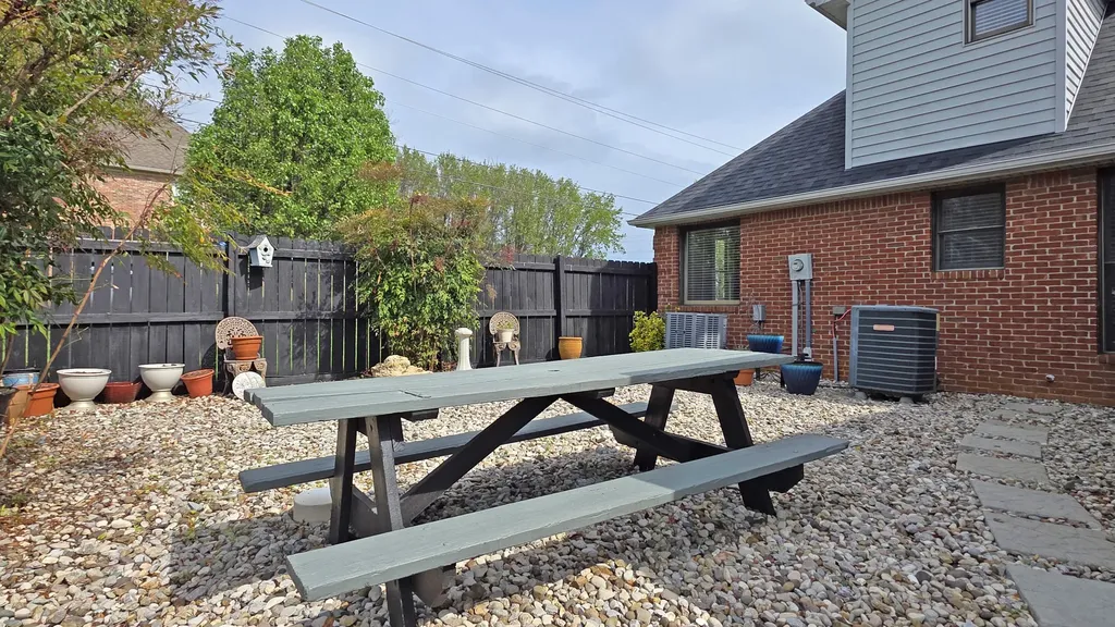 3734 Oak Hill Road Somerset KY 42503