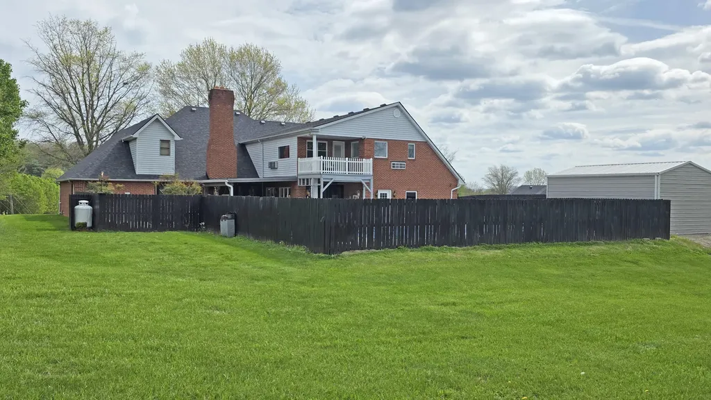 3734 Oak Hill Road Somerset KY 42503