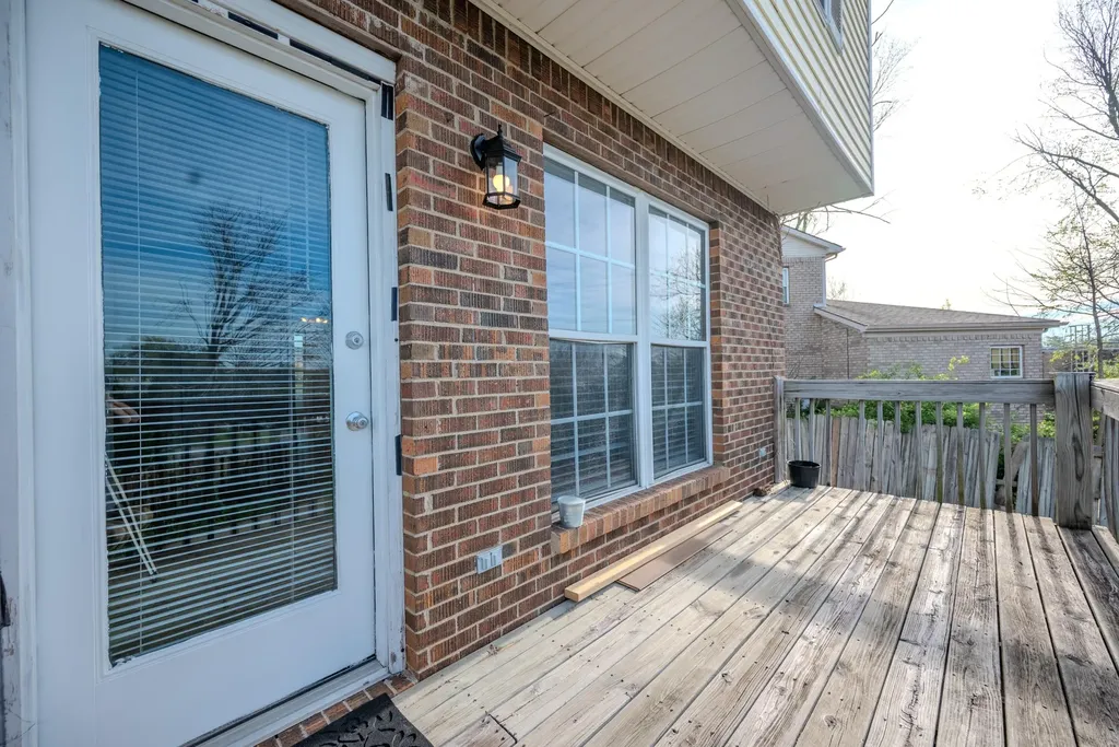 3884 Sugar Creek Drive Lexington KY 40517