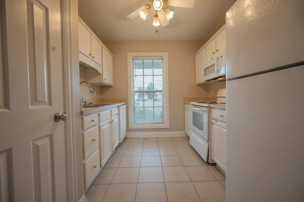 3884 Sugar Creek Drive Lexington KY 40517