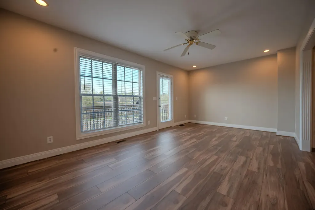 3884 Sugar Creek Drive Lexington KY 40517