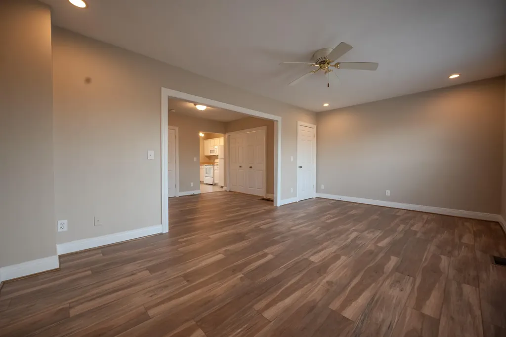 3884 Sugar Creek Drive Lexington KY 40517