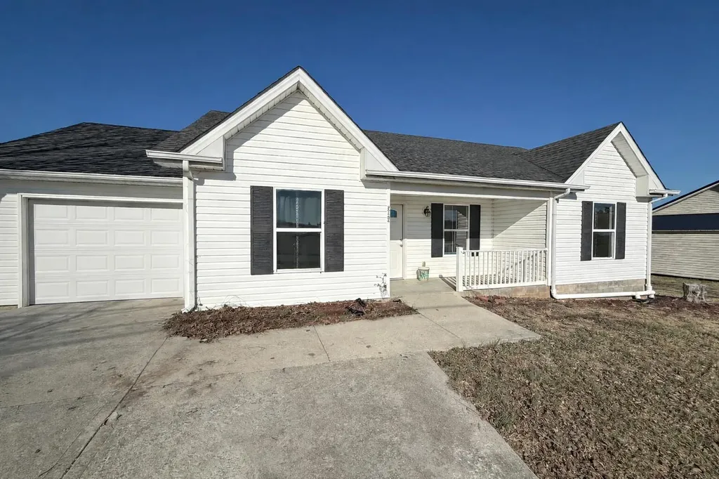 5072 E Highway 635 Science Hill KY 42553