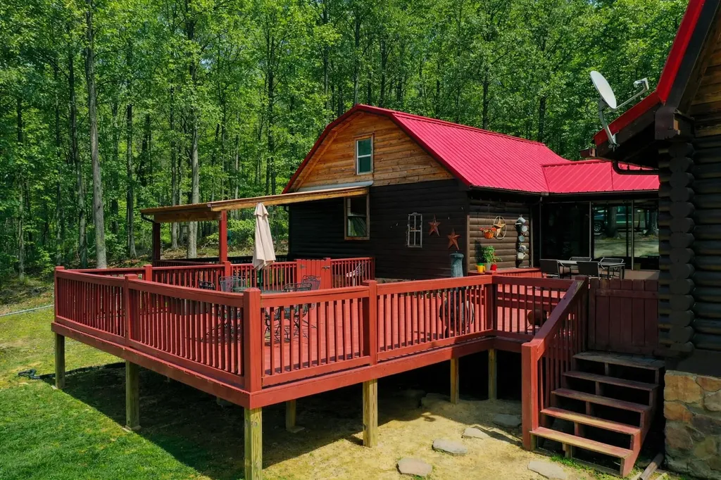 366 Tom Meadows Road Strunk KY 42649