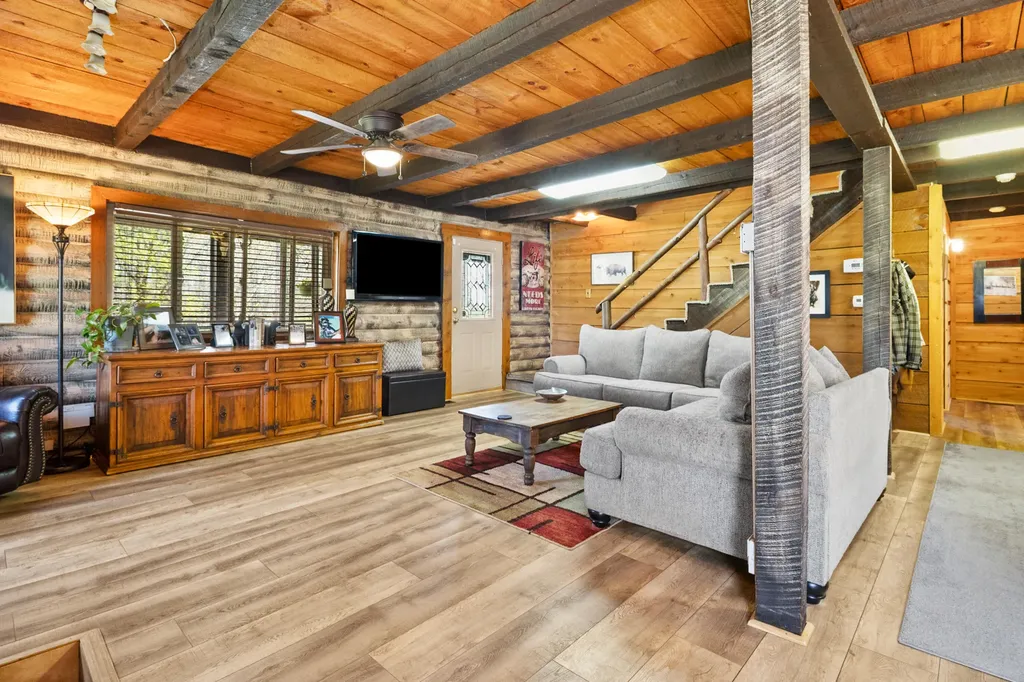 366 Tom Meadows Road Strunk KY 42649