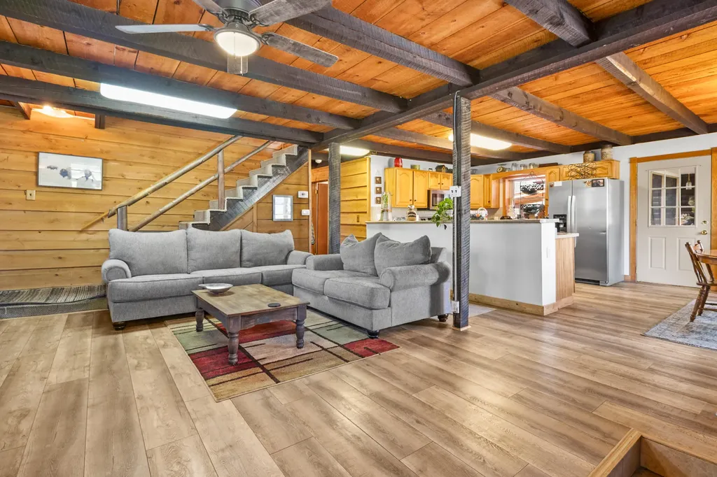 366 Tom Meadows Road Strunk KY 42649