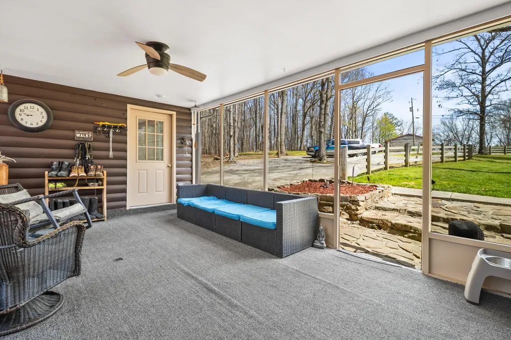 366 Tom Meadows Road Strunk KY 42649
