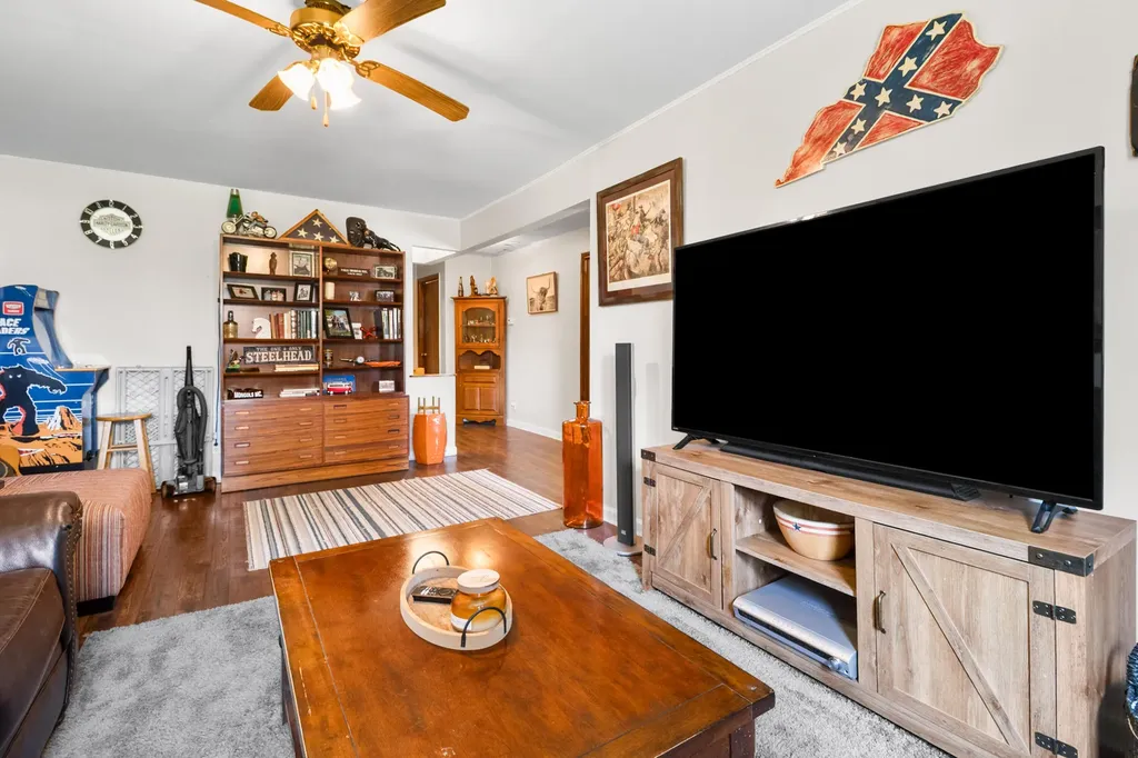 366 Tom Meadows Road Strunk KY 42649