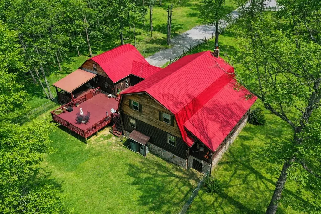 366 Tom Meadows Road Strunk KY 42649