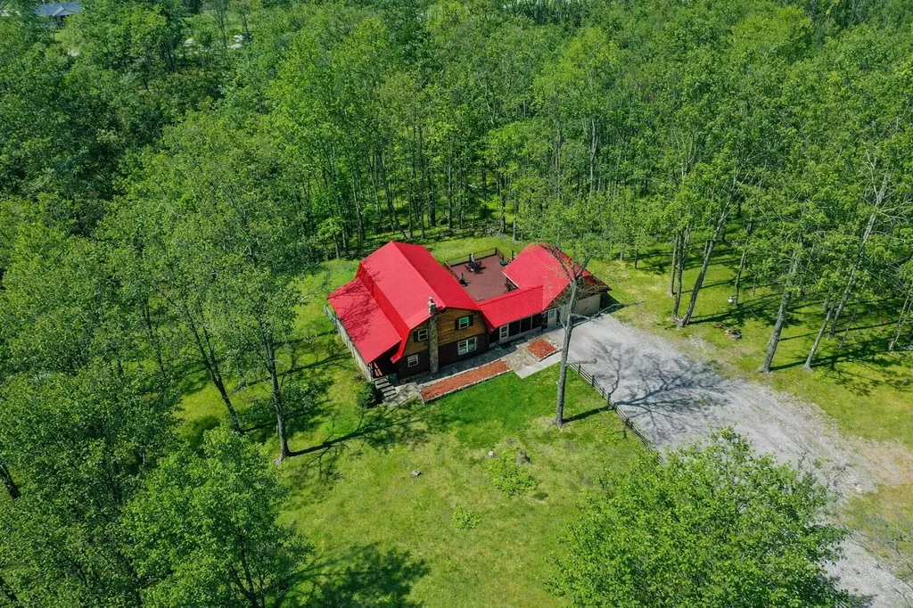 366 Tom Meadows Road Strunk KY 42649