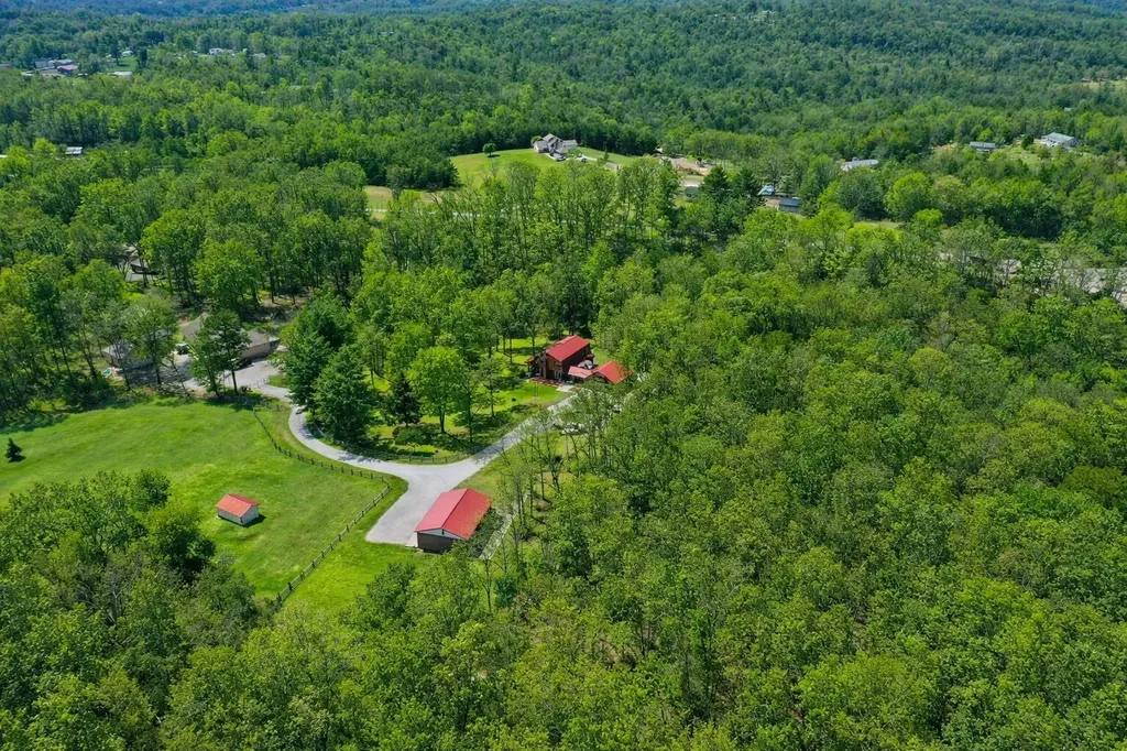 366 Tom Meadows Road Strunk KY 42649