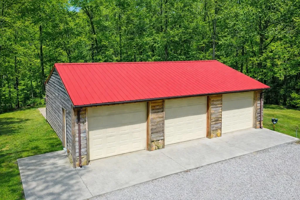 366 Tom Meadows Road Strunk KY 42649