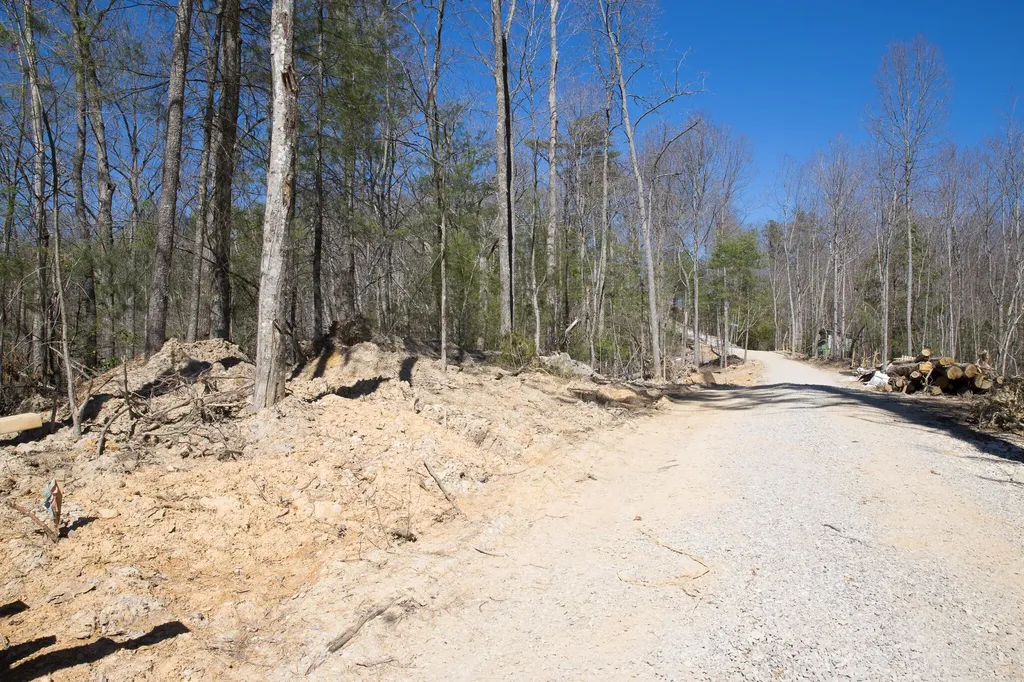 Lot 15 Middle Ridge Road Campton KY 41301