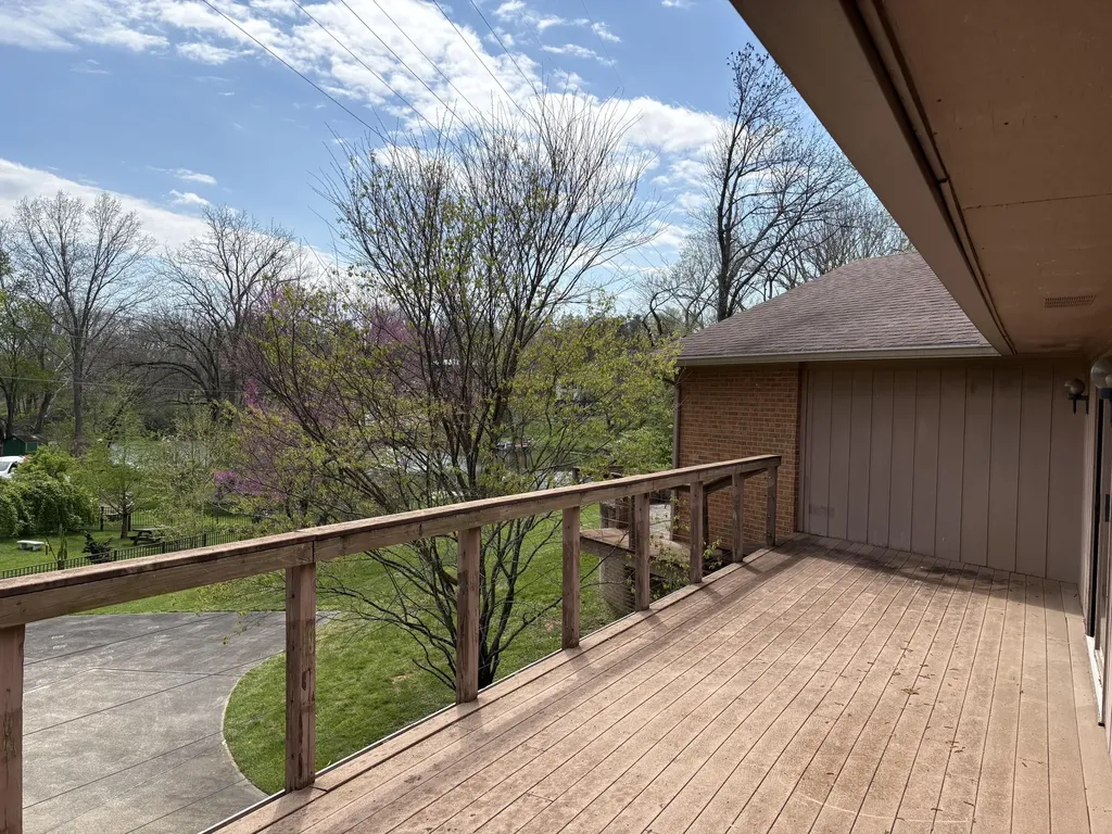 2044 Manor Drive Lexington KY 40502