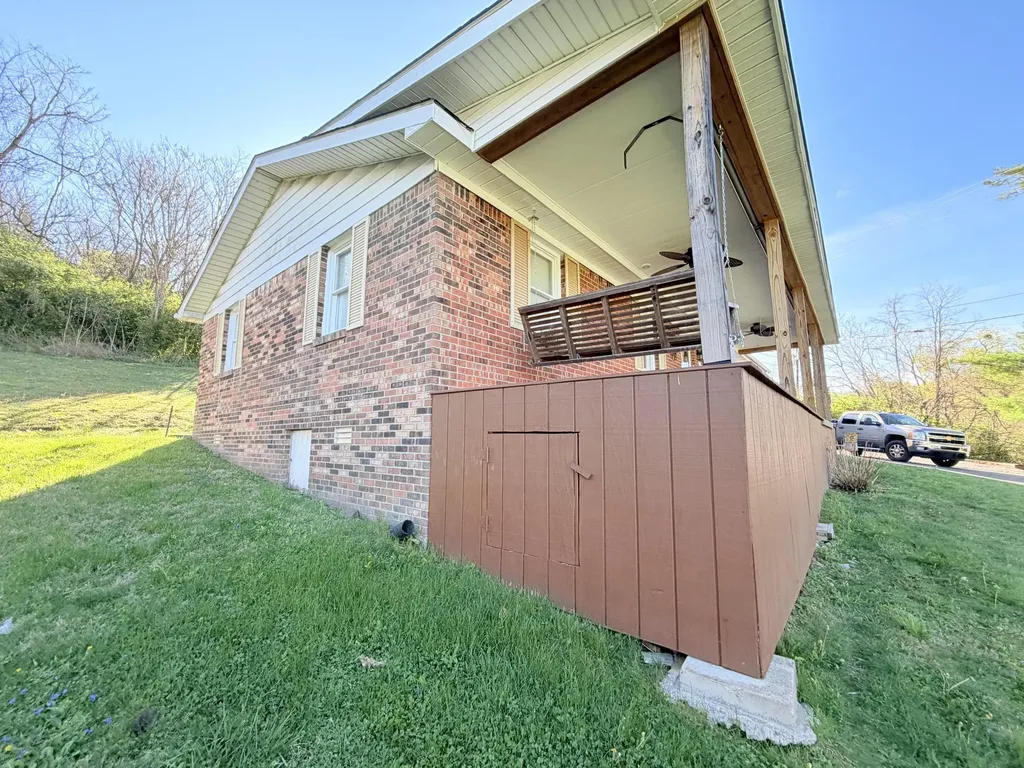 60 Ford Drive Extension Mt Vernon KY 40456