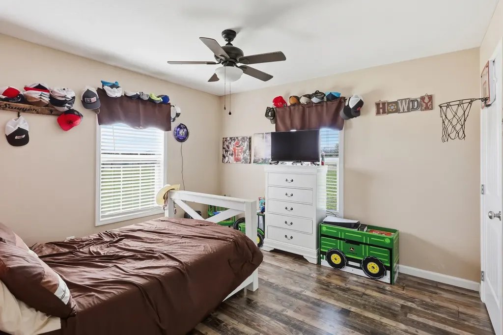 541 Oakland Lane Harrodsburg KY 40330