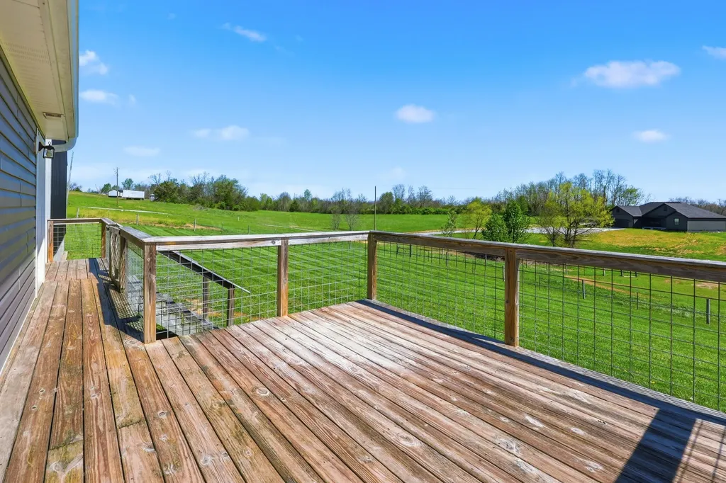 541 Oakland Lane Harrodsburg KY 40330