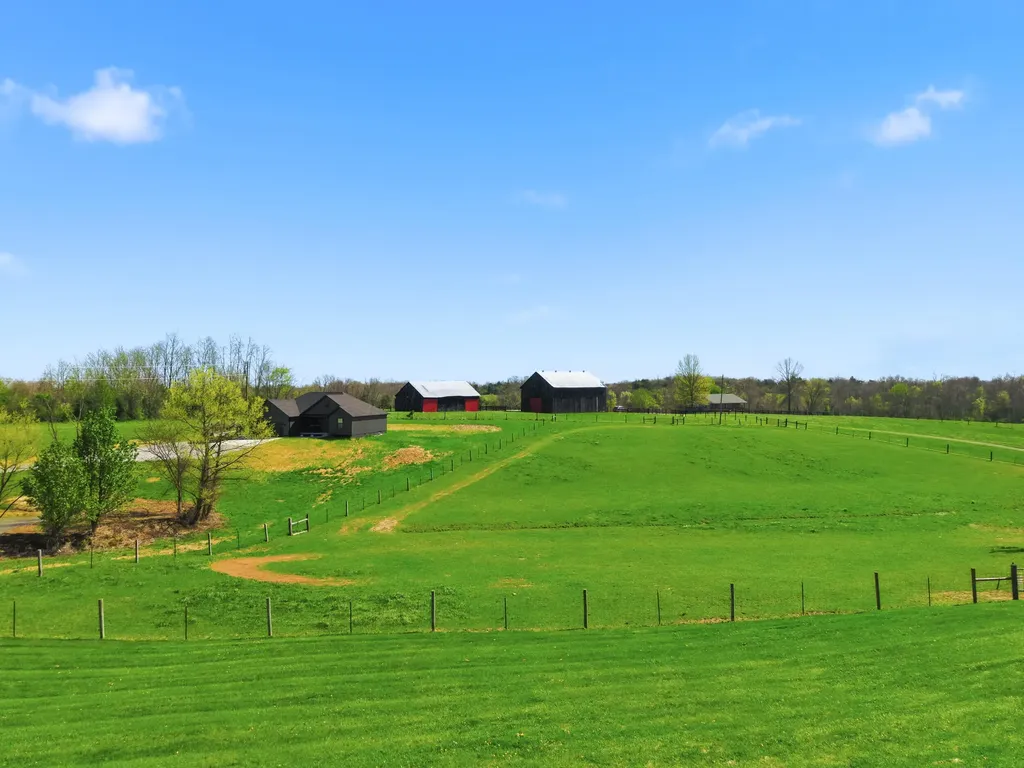 541 Oakland Lane Harrodsburg KY 40330