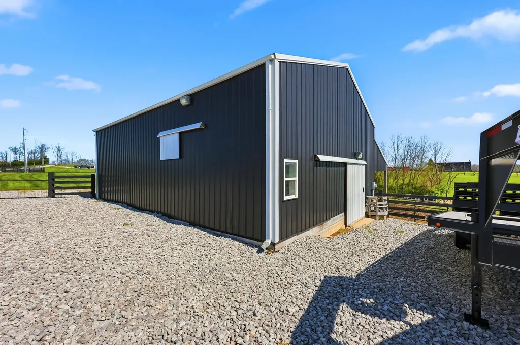 541 Oakland Lane Harrodsburg KY 40330