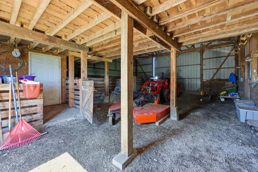 541 Oakland Lane Harrodsburg KY 40330