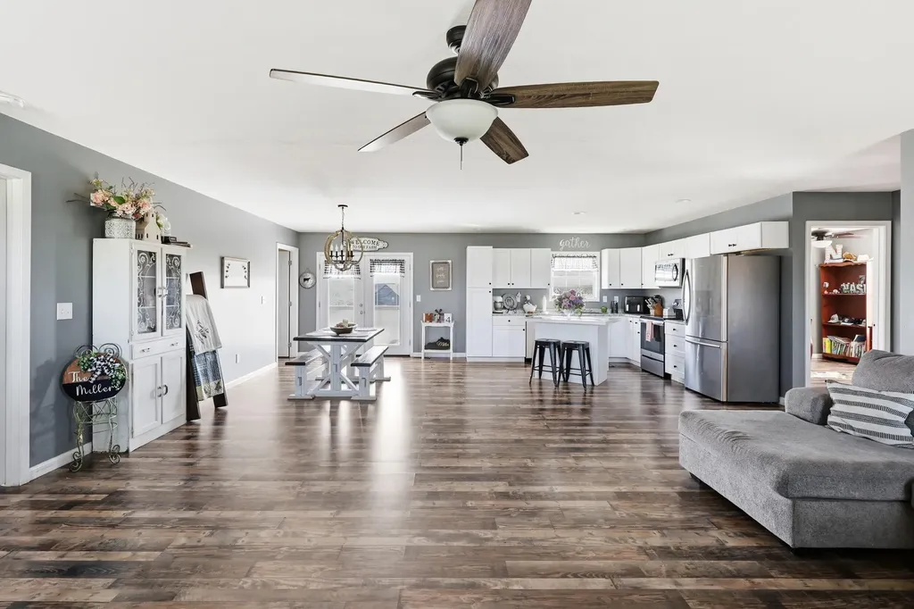 541 Oakland Lane Harrodsburg KY 40330