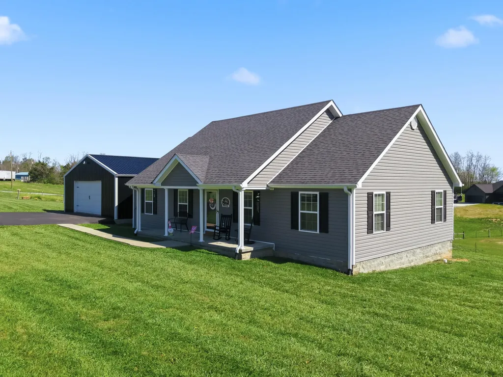 541 Oakland Lane Harrodsburg KY 40330