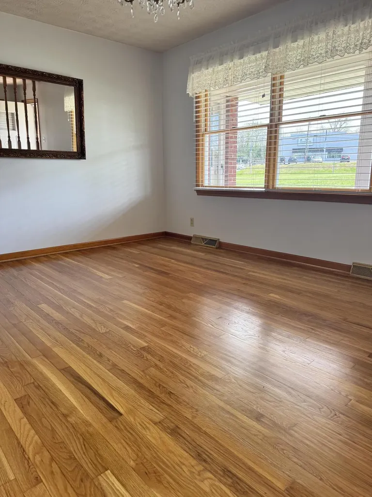 612 Elizabeth Court Harrodsburg KY 40330