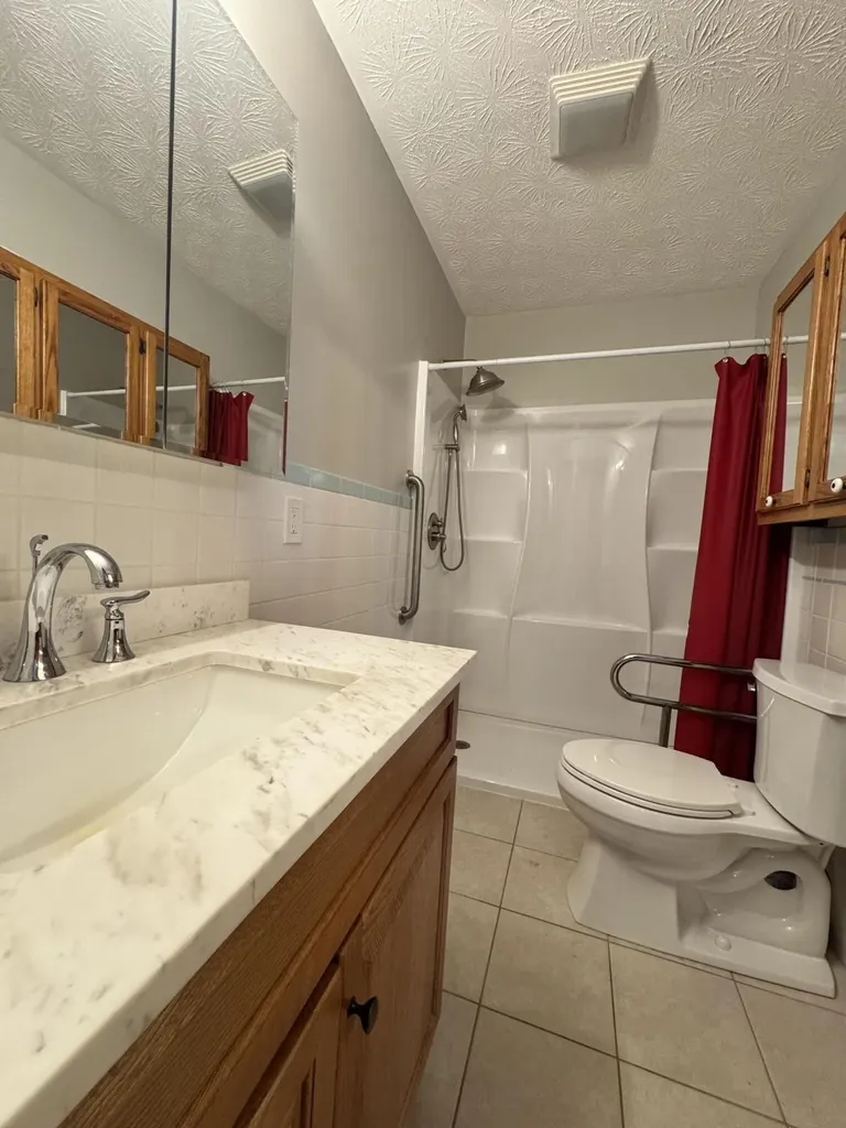 612 Elizabeth Court Harrodsburg KY 40330