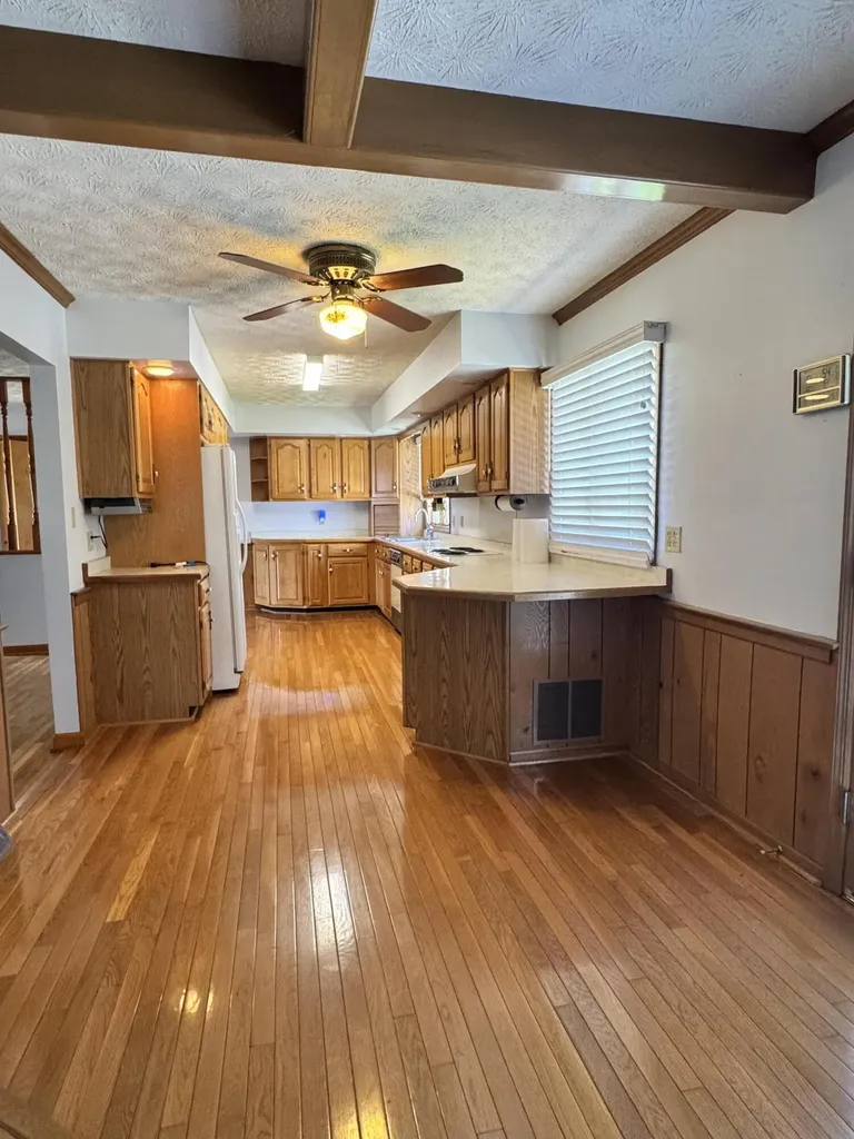 612 Elizabeth Court Harrodsburg KY 40330