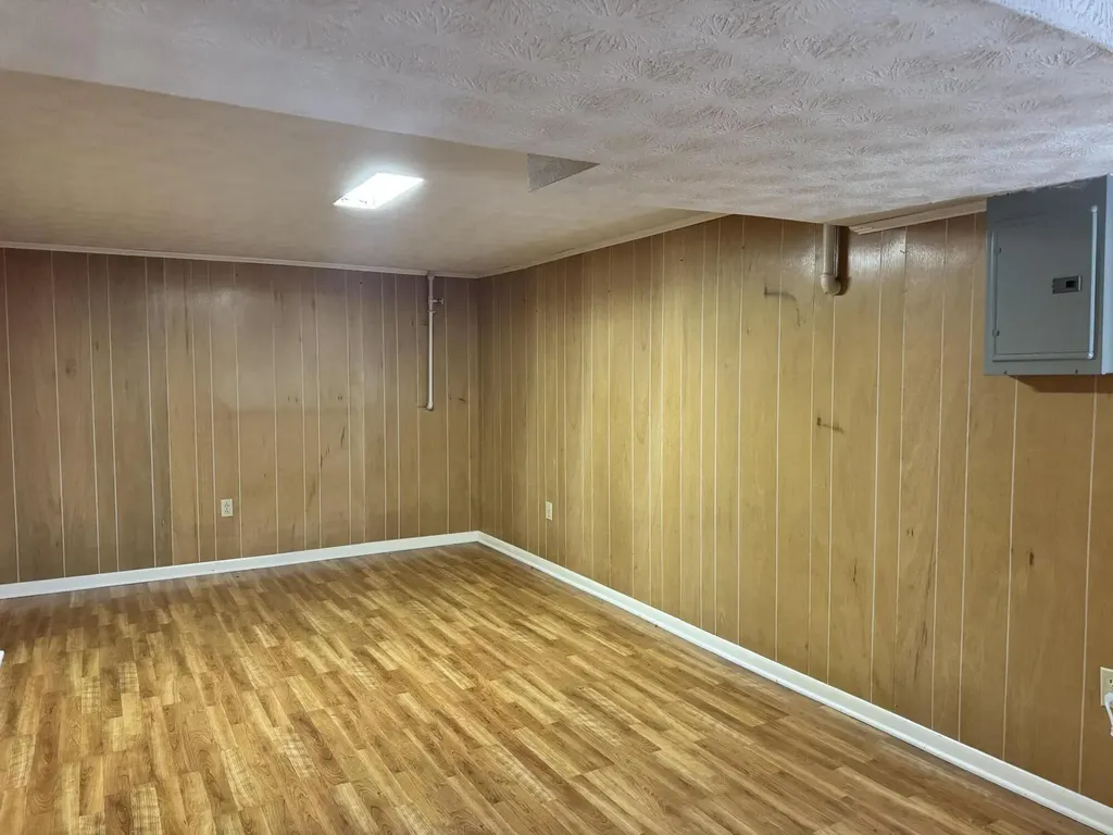 612 Elizabeth Court Harrodsburg KY 40330