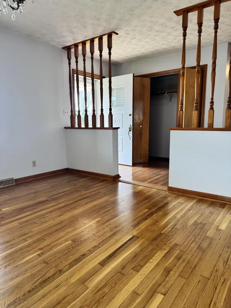 612 Elizabeth Court Harrodsburg KY 40330